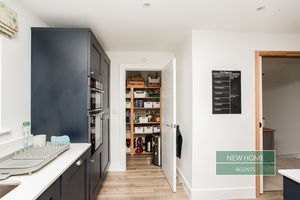 Photo 14- click for photo gallery